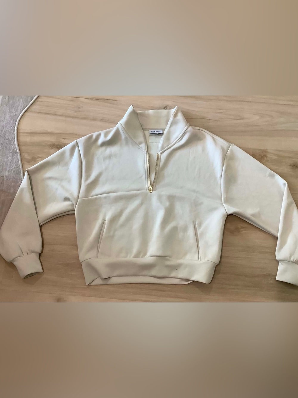 Women’s Cream Half-Zip Pullover Sweatshirt with Gold Zipper